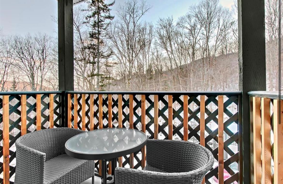 Condo Ski-In Ski-Out Stoneham Zewnętrze zdjęcie